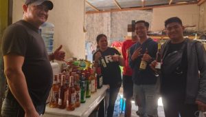 Polresta Gorontalo Kota Bongkar Sarang Miras, Ratusan Botol Disita