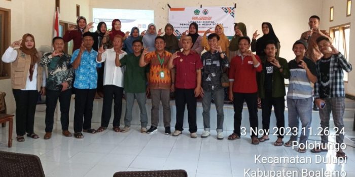 Noldy Biya : Pelatihan Literasi Digital di Desa Penting