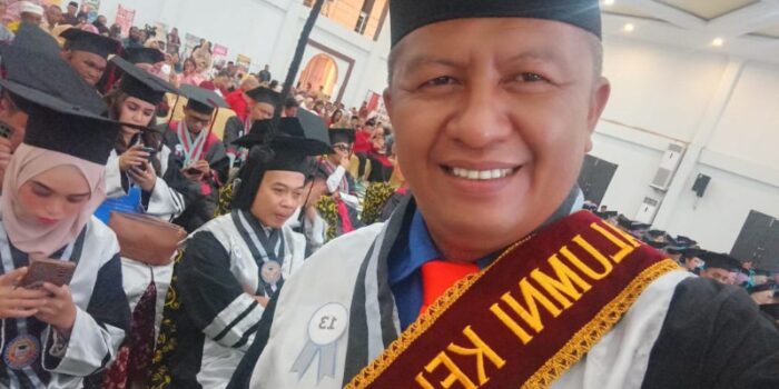 Jadi Wisudawan Kehormatan, Jimadin Hasan Resmi Bergelar Magister