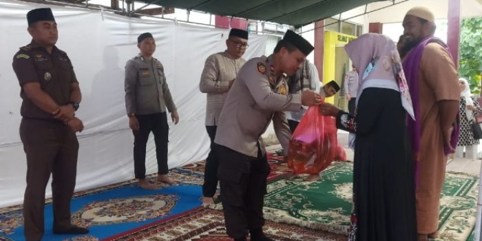 170 Imam Masjid di Pohuwato Terima Paket Ramadan