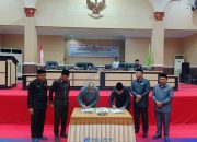 APBD 2024 Disetujui, DPRD dan Pemda Boalemo Tandatangani Persetujuan Bersama