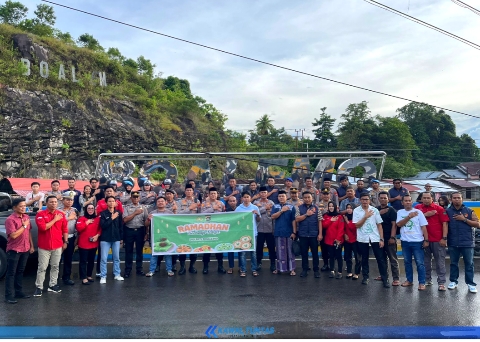 Polres Boalemo Bagikan Ratusan Paket Takjil, Libatkan Jurnalis