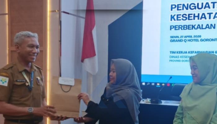 Staf RSUD Clara Gobel Raih Penghargaan Pengelolaan SMILE Terbaik se-Gorontalo